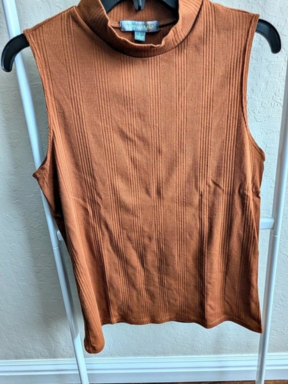 Good Luck Gem Ribbed Sleeveless Mock Neck Top Size Large
